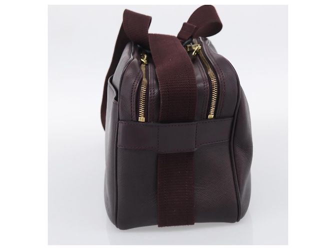 Louis Vuitton Reporter Taiga Leather PM - vista 4