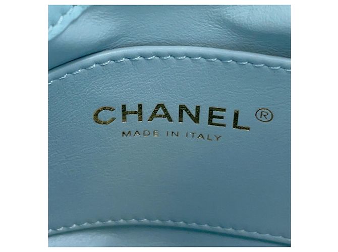 Borsa a tracolla con catena Chanel in pelle d'agnello azzurro - vista 16