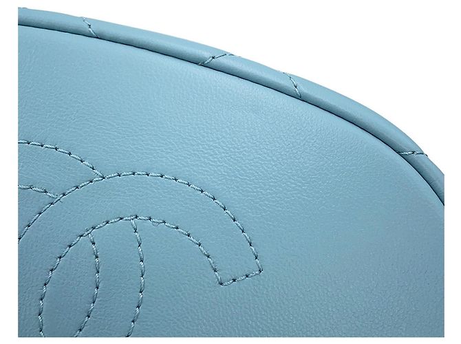 Borsa a tracolla con catena Chanel in pelle d'agnello azzurro - vista 8