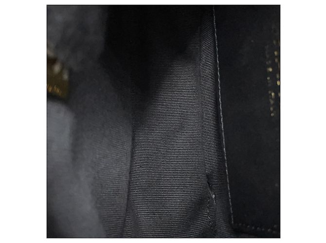 Sac à main Chanel Noir - Sac à épaule avec chaîne - vue 12