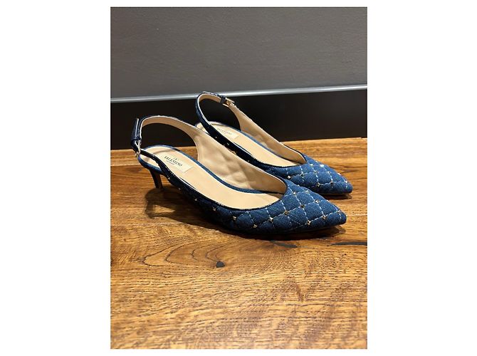 Valentino Garavani Rockstud Denim Slingback Pumps - Ansicht 9