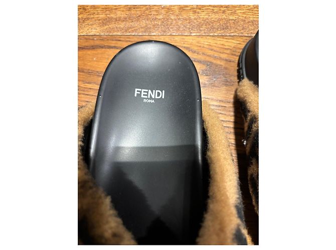 Fendi Zucca FF Monogram Ciabatte in pelliccia - vista 4