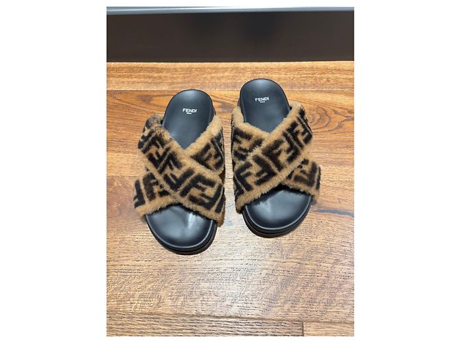 Fendi Zucca FF Monogram Ciabatte in pelliccia - vista 7