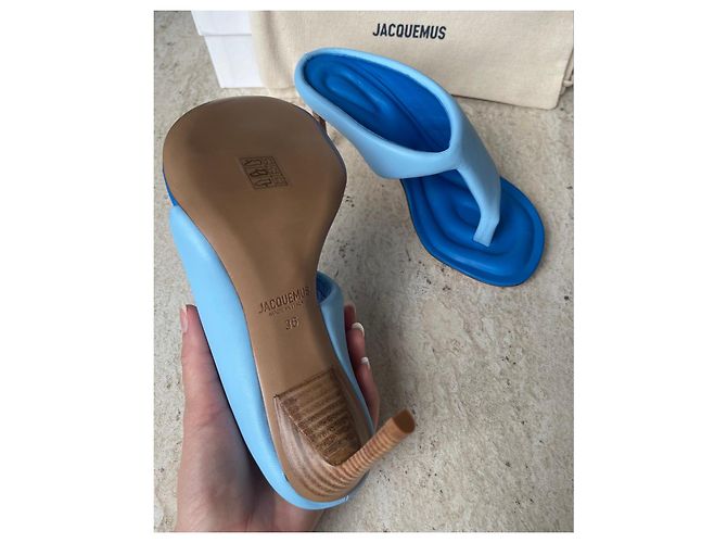 Jacquemus Les Mules Limone Mules con tacco blu in pelle - vista 4