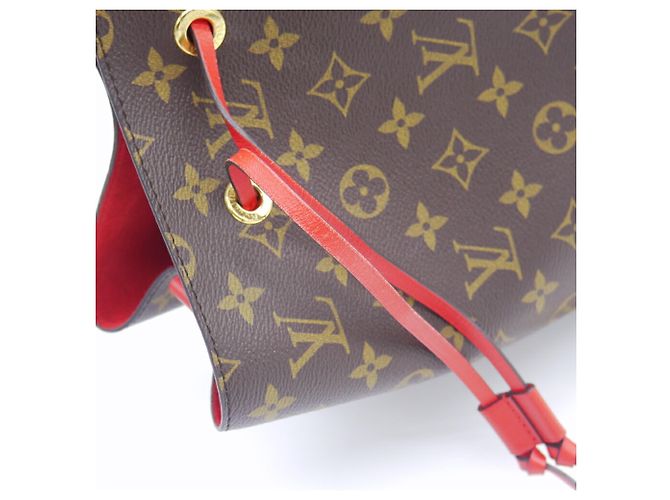 mala de ombro Louis Vuitton NeoNoe MM Monogram Coquelicot - vista 12