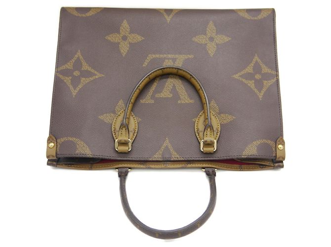 Borsa Tote Louis Vuitton OnTheGo MM Giant Monogram Reverse - vista 6