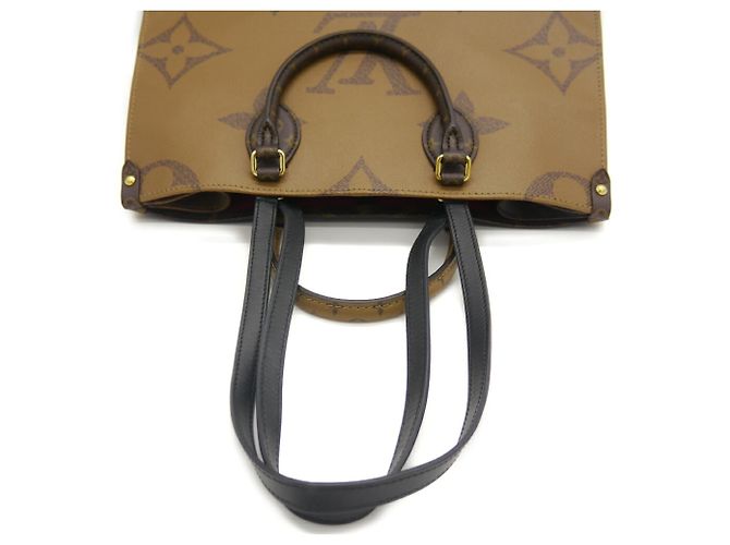 Borsa Tote Louis Vuitton OnTheGo MM Giant Monogram Reverse - vista 7