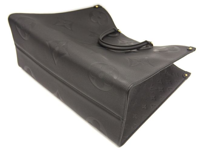 Bolso Tote Louis Vuitton OnTheGo GM Monogram Empreinte - vista 4