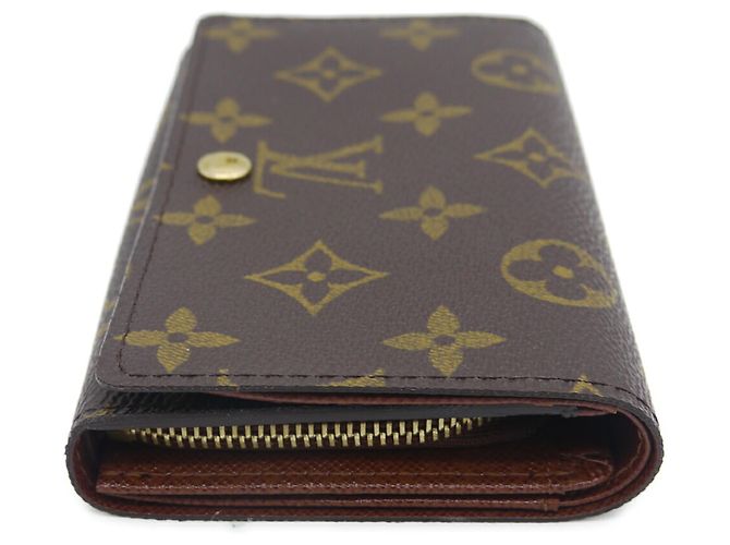 Louis Vuitton Monogram Bi-fold Wallet - view 5