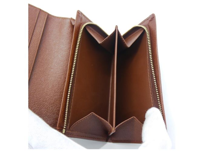 Louis Vuitton Monogram Bi-fold Wallet - view 7