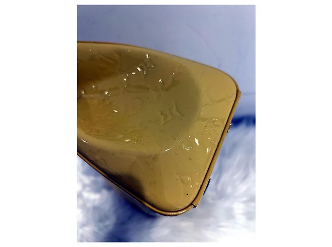 Louis Vuitton Brea Monogram Vernis MM - vue 5