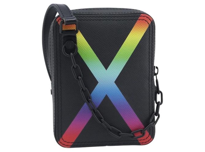 LOUIS VUITTON Bolsa Messenger Danube Rainbow Taiga Preta M30332 LV Auth 208555M - Jerrillo - vista 2