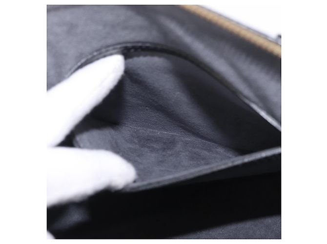 LOUIS VUITTON Epi Alma Hand Bag Noir Black M52142 LV Auth 208593V - Jerrillo - view 20