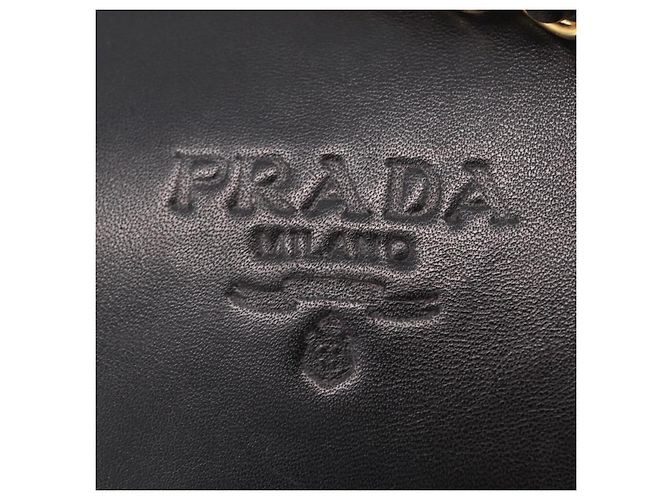 PRADA Bolsa de Ombro com Corrente em Couro Preto e Dourado Auth 209449V - Jerrillo - vista 15