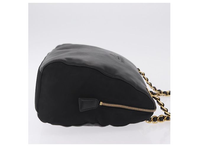 PRADA Bolsa de Ombro com Corrente em Couro Preto e Dourado Auth 209449V - Jerrillo - vista 4