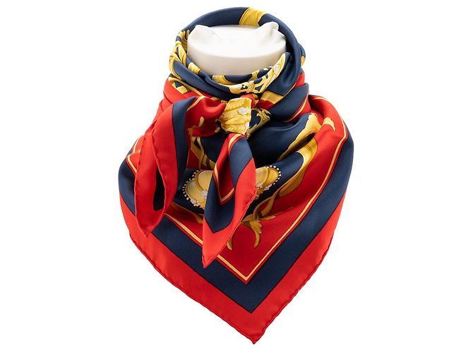 HERMÈS - Carré 90 Couronnes Hermès aus mehrfarbiger Seide - Ansicht 2