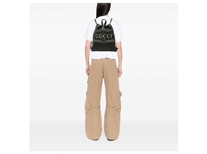 Zaino in pelle con logo Gucci nero e coulisse - vista 7