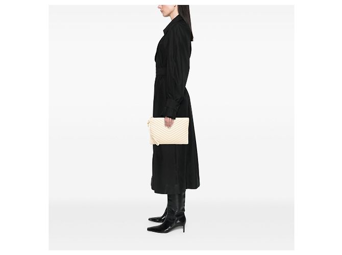 Autre Marque Borsa Clutch per Tablet Saint Laurent in pelle di vitello monogram chevron bianca - vista 5