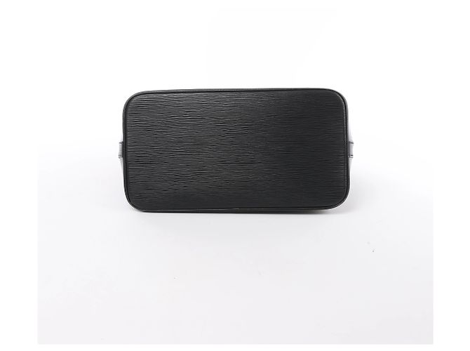 Borsa a mano Louis Vuitton Alma PM in pelle Epi nera M40302 - vista 9