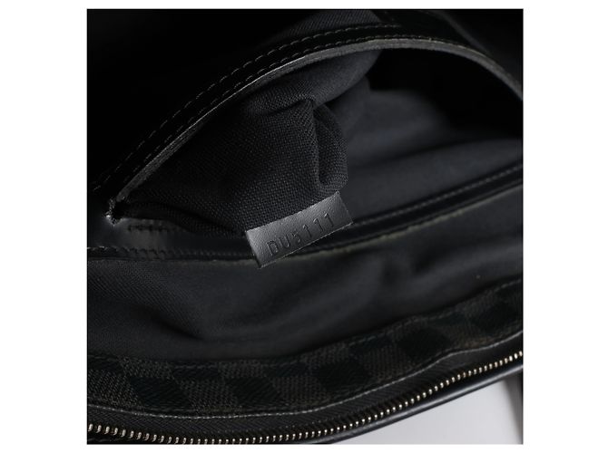 Borsa a mano 2Way Louis Vuitton Tadao PM Damier Graphite in Nero N41259 - vista 14