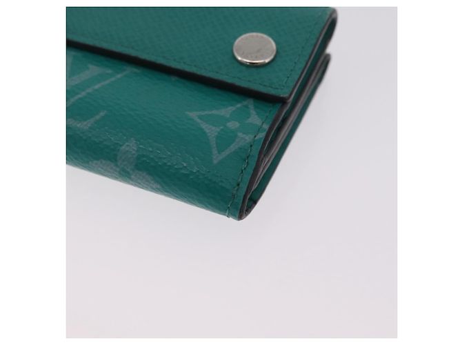 Louis Vuitton Cartera Monogram Discovery Tiger Lama Verde - vista 10