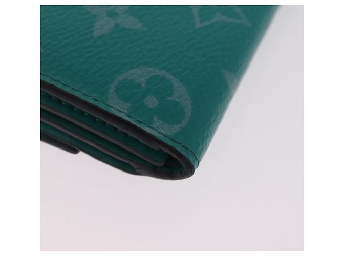 Louis Vuitton Cartera Monogram Discovery Tiger Lama Verde - vista 11