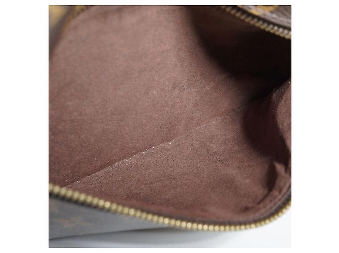 Louis Vuitton Monogram Pochette Metis MM - vista 20