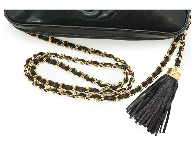 Chanel Vintage CC Lambskin Matelasse Camera Bag mit Fransen und Kette - Ansicht 10