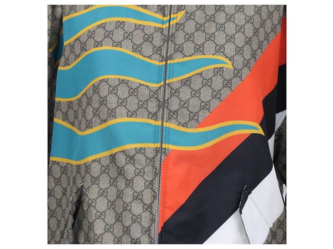 Giacca Gucci Centrum stampata in nylon GG beige - vista 4