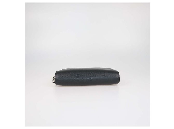 Louis Vuitton Pochette Baikal in Taiga nero - vista 4