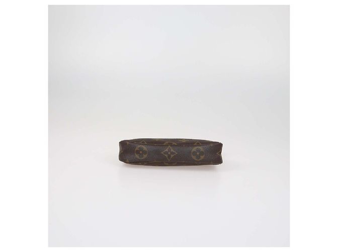 Louis Vuitton Monogram Canvas Mini Pochette Accessoires - vue 4