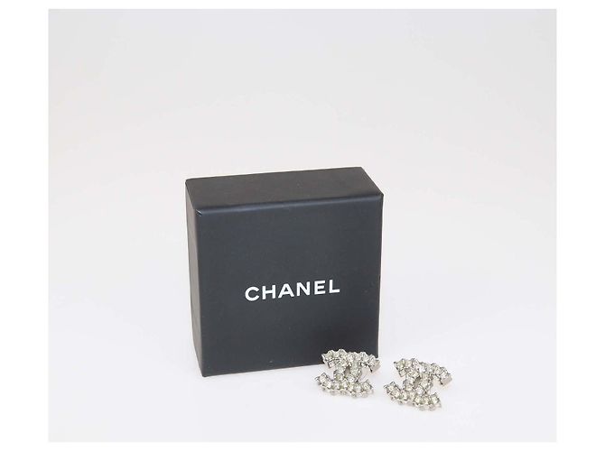 Pendientes Chanel Silver Tone Crystal Push Back - vista 5
