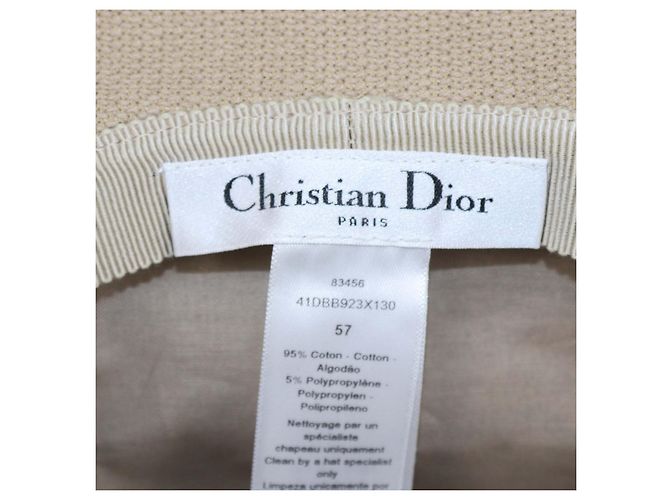 Christian Dior D-Bobby Bucket Hat aus bestickter Canvas in Beige - Ansicht 5