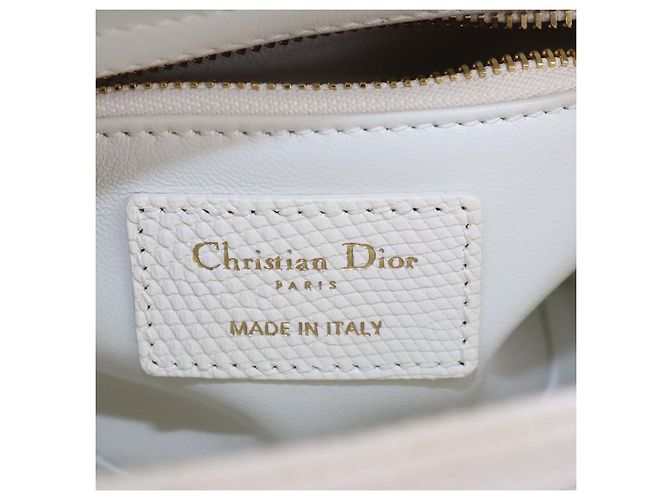 Christian Dior Mini Lady Dior Tote aus cremefarbenem Echsenleder - Ansicht 5
