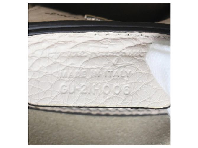Salvatore Ferragamo City Camera Leather - vista 6