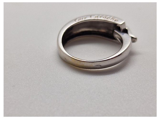 Guy Laroche Ring aus 18K Weißgold - Ansicht 3