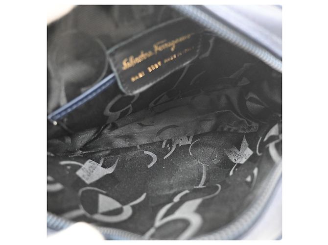 Salvatore Ferragamo Vara Bow Camera Leather - vista 5