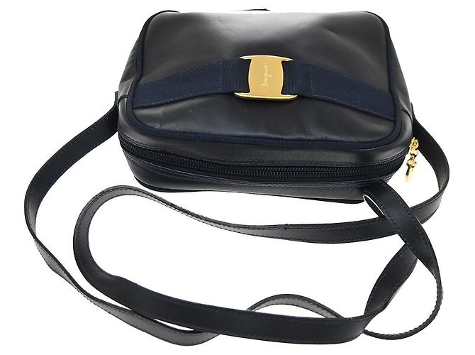 Salvatore Ferragamo Vara Bow Camera Leather - vista 7