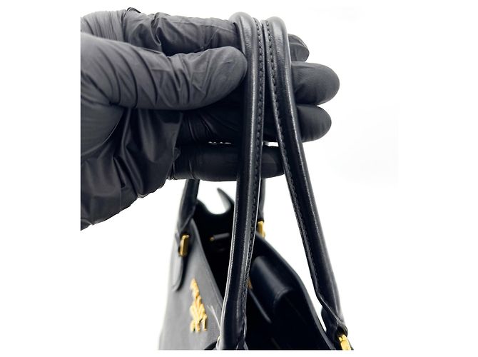 Prada Convertible Open Saffiano Leather Medium - vue 7