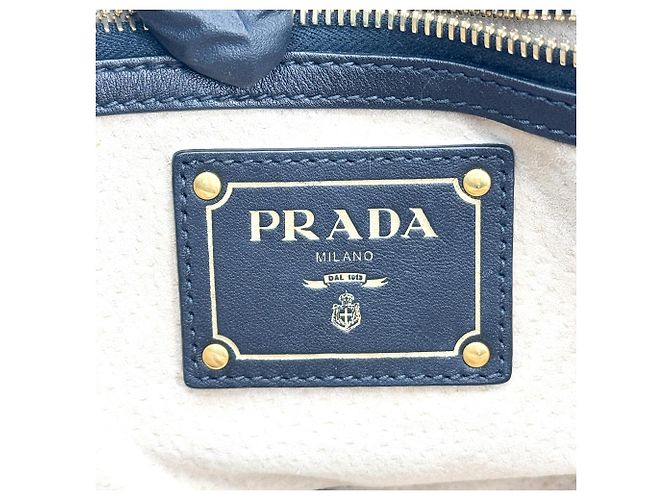 Prada Convertible Buckle Soft Calf Medium - vista 6