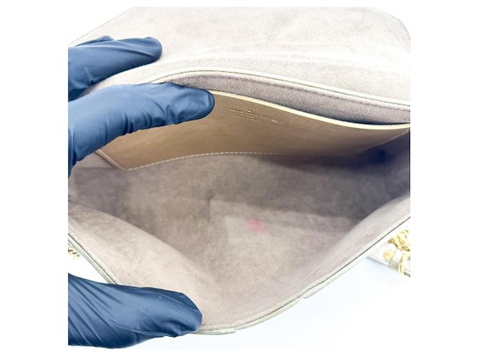Clutch con catena Louis Vuitton Love Note in pelle - vista 5
