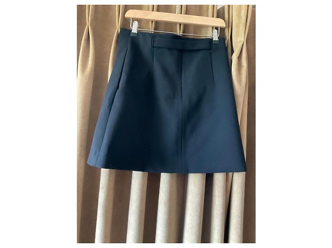 Massimo Dutti Plisseerock Schwarz mit Schnalle - Ansicht 2