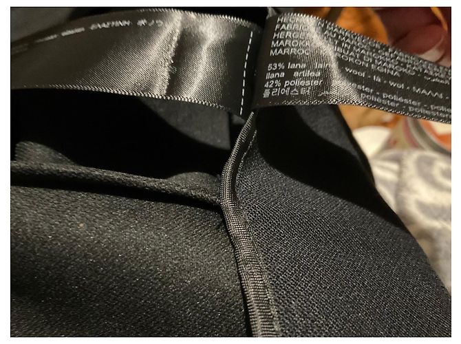 Massimo Dutti Plisseerock Schwarz mit Schnalle - Ansicht 4