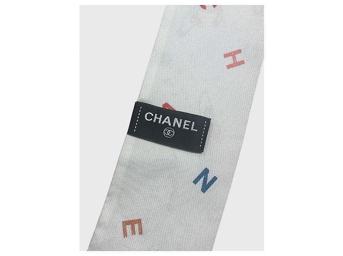 Chanel slim Foulard weiß multicolor - Ansicht 5