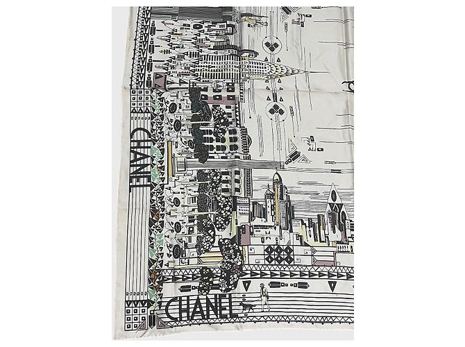 Lenço Chanel New York branco - vista 2