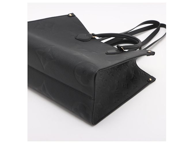 Louis Vuitton mala de ombro Onthego MM em couro de bezerro grão Empreinte Giant monogram - vista 5