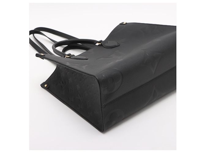 Louis Vuitton mala de ombro Onthego MM em couro de bezerro grão Empreinte Giant monogram - vista 6