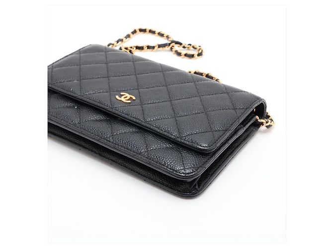 Chanel WOC Pelle Caviar Matelassé Flap Crossbody Black - vista 3