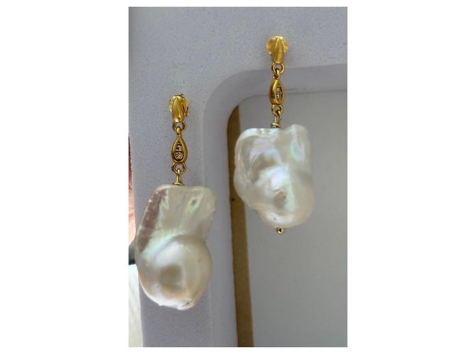 Autre Marque Barockperlen- und Diamant-Hängeohrringe - Ansicht 5