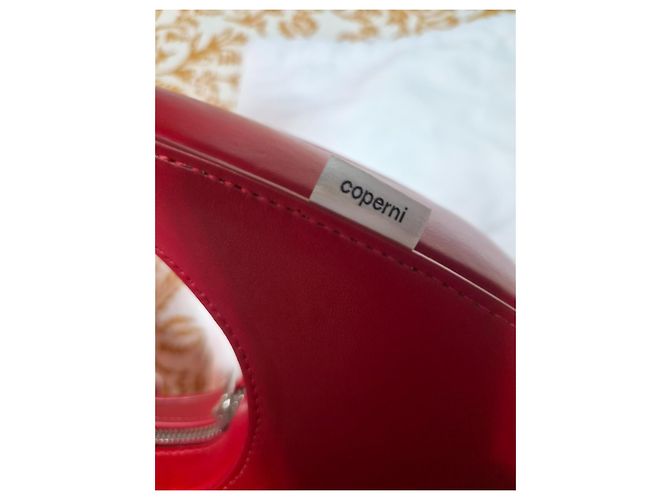 Coperni x Disney Sac à main Mickey Mouse en cuir rouge - vue 2